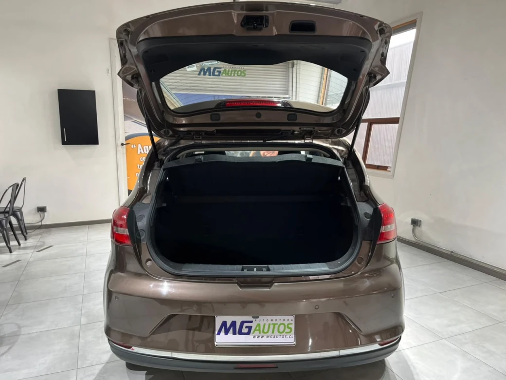 imagen 0 de vehiculo con id 2213